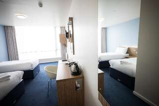 Отель Travelodge Limerick Castletroy Лимерик Двухместный номер с 2 отдельными кроватями-3